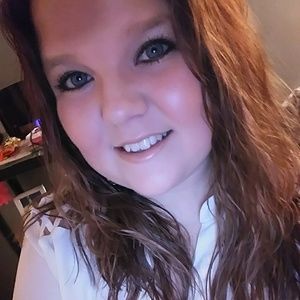 Meet your Posher, Candice